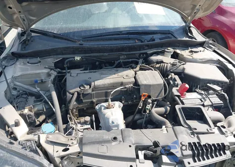 2017 Honda Accord Lx из США, поврежденный, VIN 1HGCR2F34HA132363